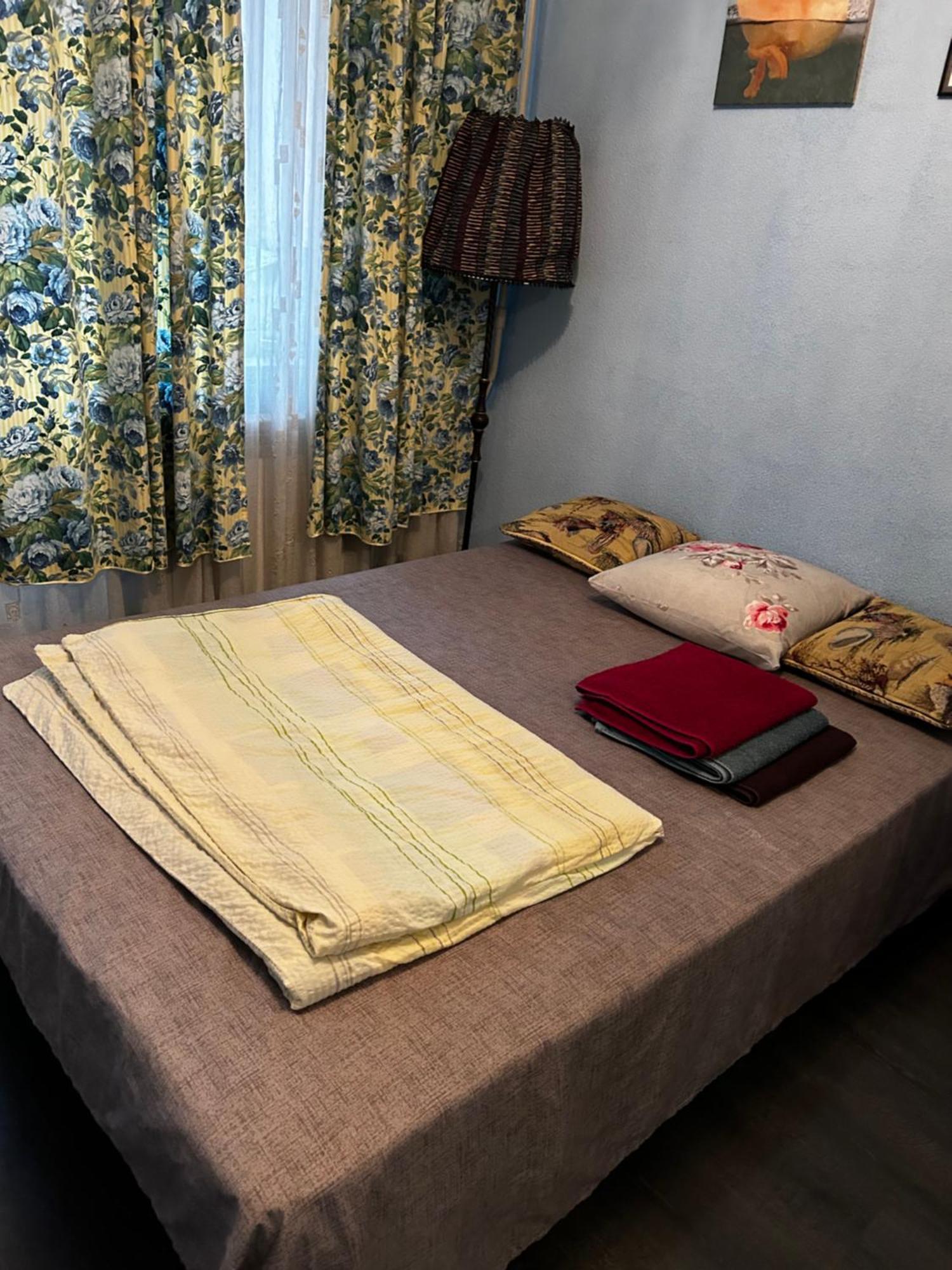 Apartment Near Train Station And Close To City Center Kiev Eksteriør bilde